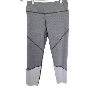 Nanette Lepore Pull-On Gray & White Capri Leggings